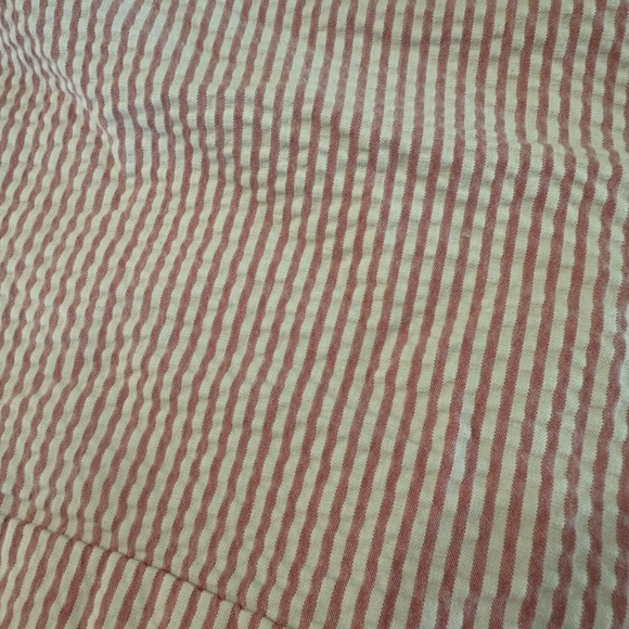 Loft Outlet Women’s 4” Short Pink and White Stripe Scalloped Shorts Sz 12 GUC - Picture 9 of 10